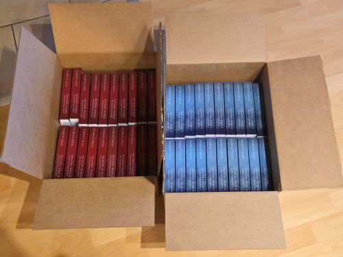 Die Bücher sind da!