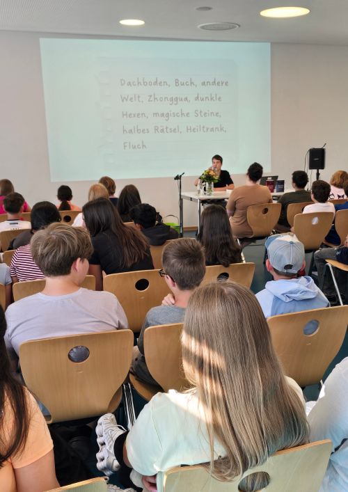 Florian liest in Reichertshofen 2